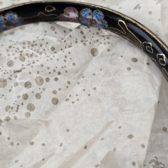 Vintage Black Cloisonné Bangle Bracelet With Floral Enamel Design In Blue & Pink - Picture 4 of 9